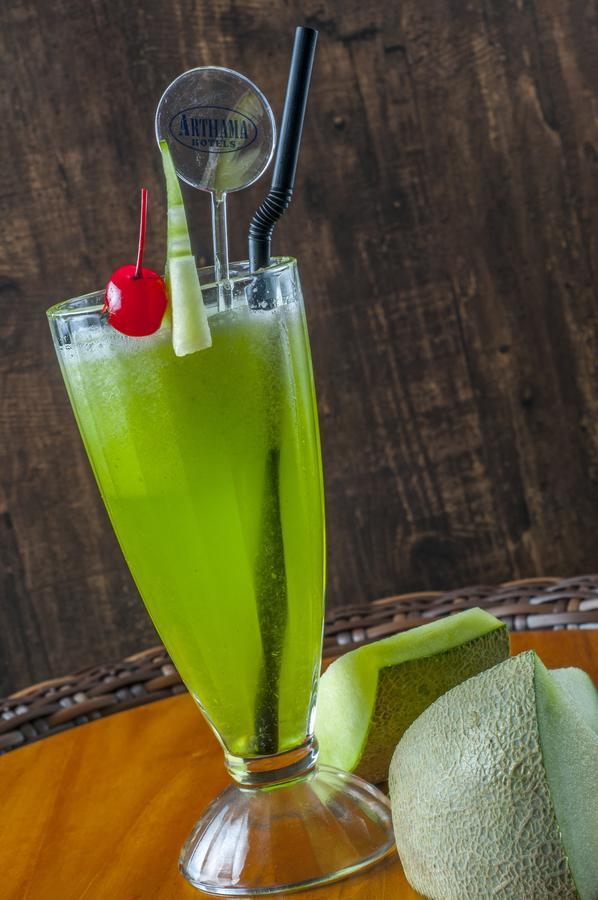 Arthama Hotels Makassar Exterior photo